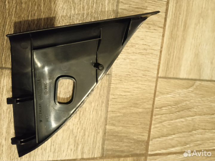 Накладка внутренняя бокового зеркала Audi 100 C3