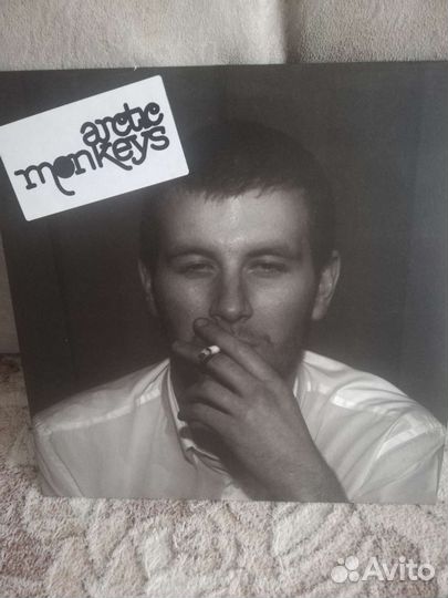 Продам пластинку Arctic Monkeys