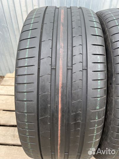 Pirelli P Zero PZ4 275/40 R21