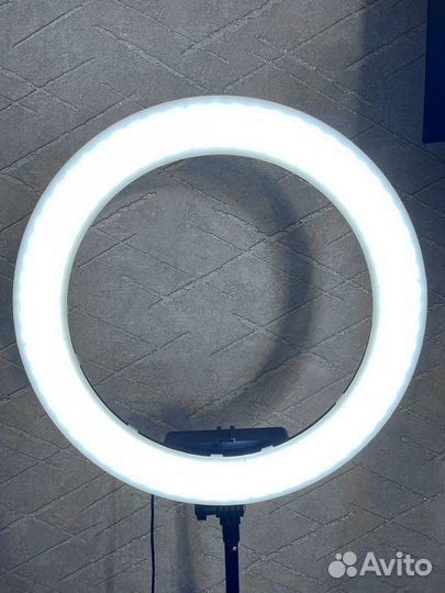 Кольцевая лампа 54 см бу