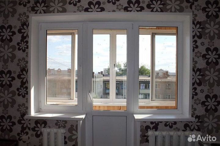 Балконный блок с дверью не б/у