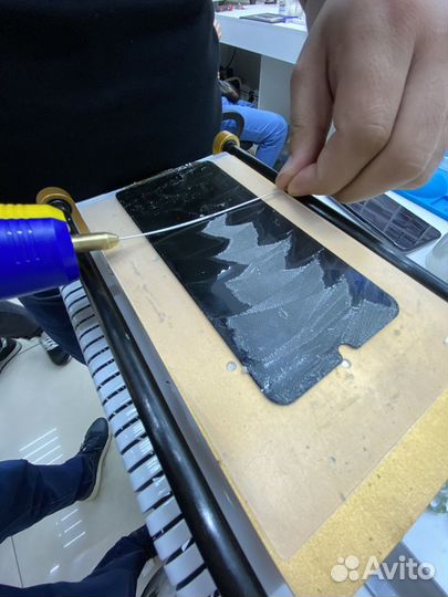 Замена стекла на Samsung (Планшеты и Телефоны)