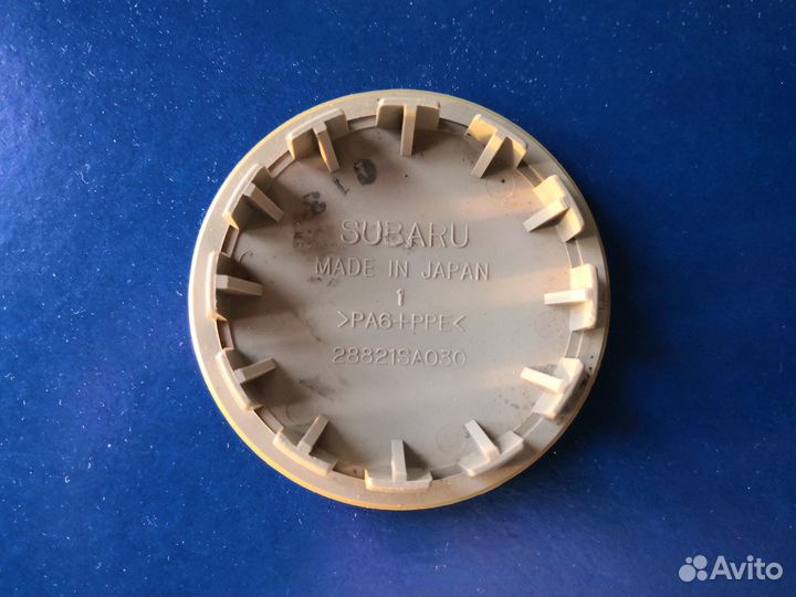 Колпак центрального отверстия диска Субару
