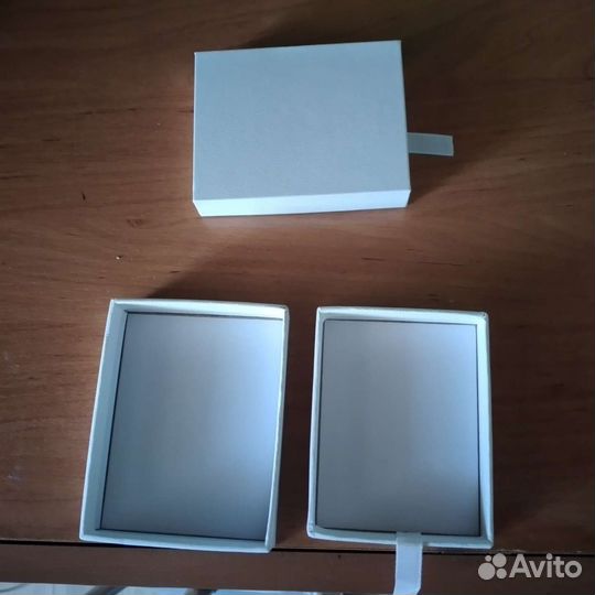 Коробочка и бархатный мешочек