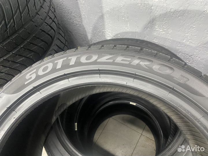 Pirelli Winter Sottozero 3 285/35 R20