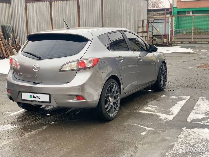Mazda 3 1.6 МТ, 2011, 279 449 км