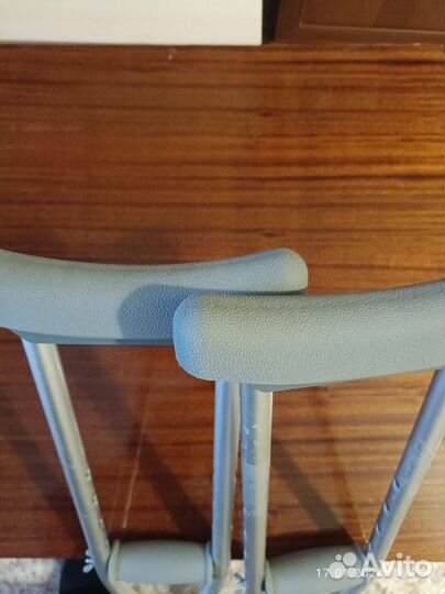 Костыли подмышечные