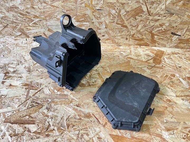 Корпус блока предохранителей Bmw X3 F25 N57D30A