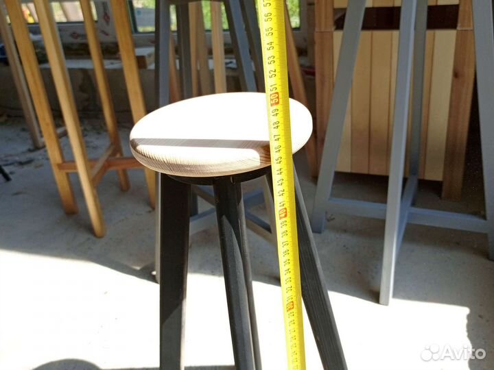 Подставка для цветов деревянная