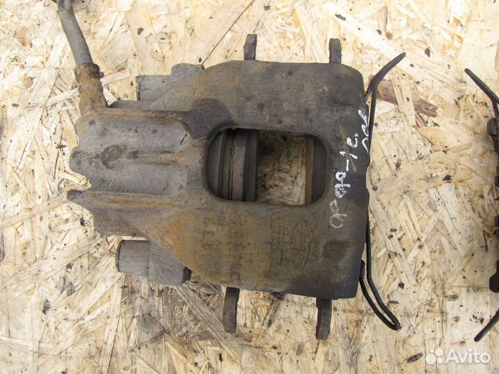 Суппорт передний Ford Focus 1 рест. cdda