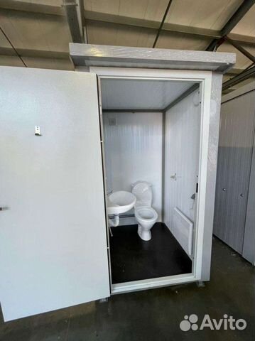 Туалетная кабина (биотуалет) для дачи