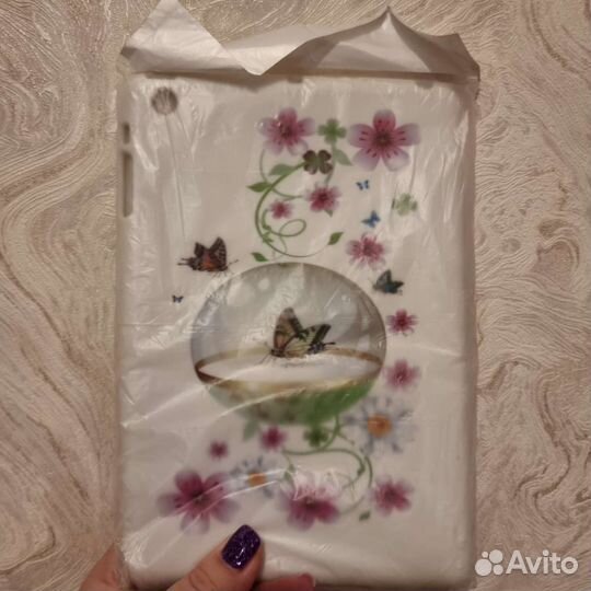 Чехол на I Pad Mini. Обменяю на шоколадку