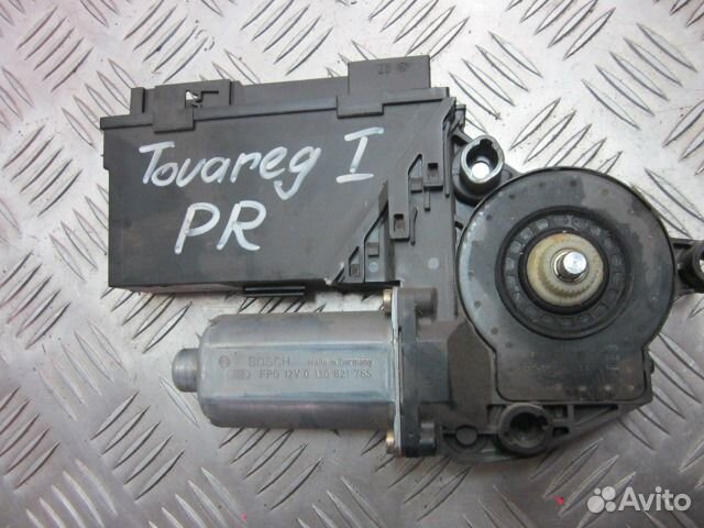 Мотор стеклоподъемника правый Порше Кайен 955