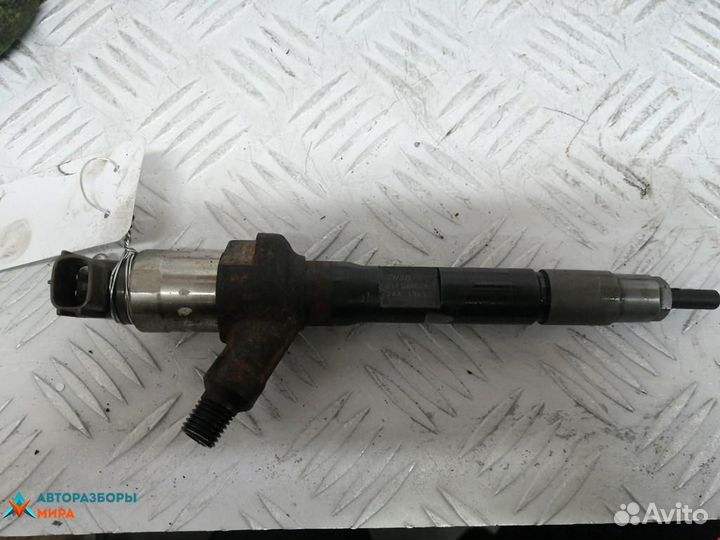 Форсунка Mazda 6 GG рест. 2007 R2AA13H50