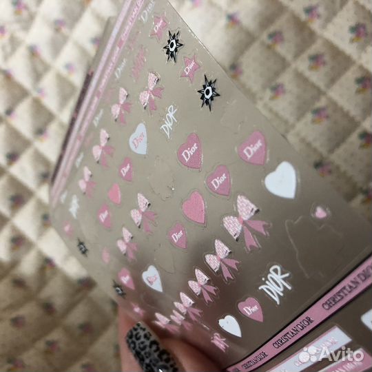 Наклейки для ногтей