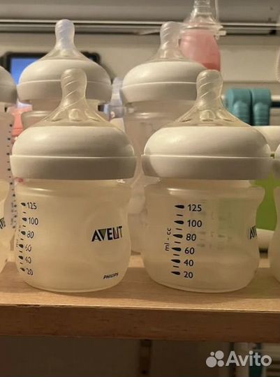 Бутылочки avent 125 мл. + поильники