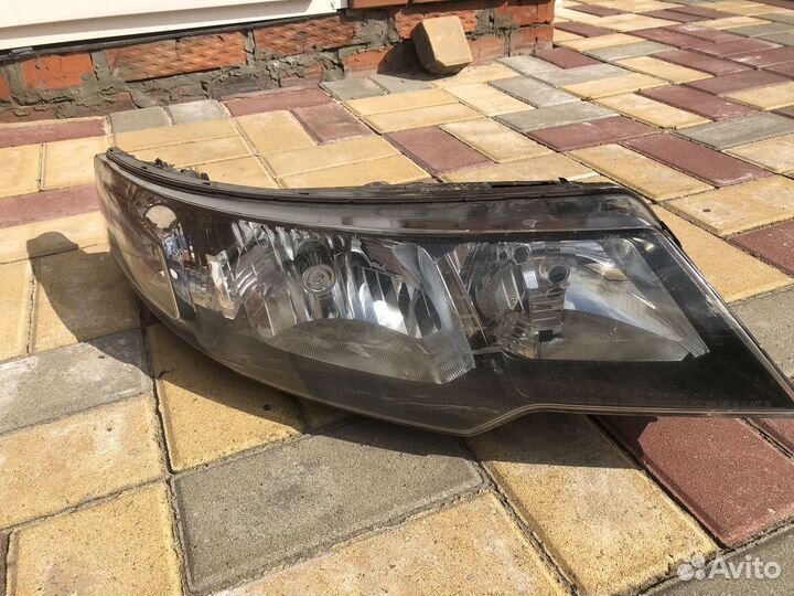 Фара правая на kia cerato 2