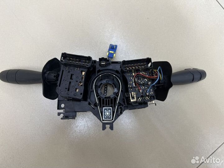 Подрулевые переключатели Renault Logan