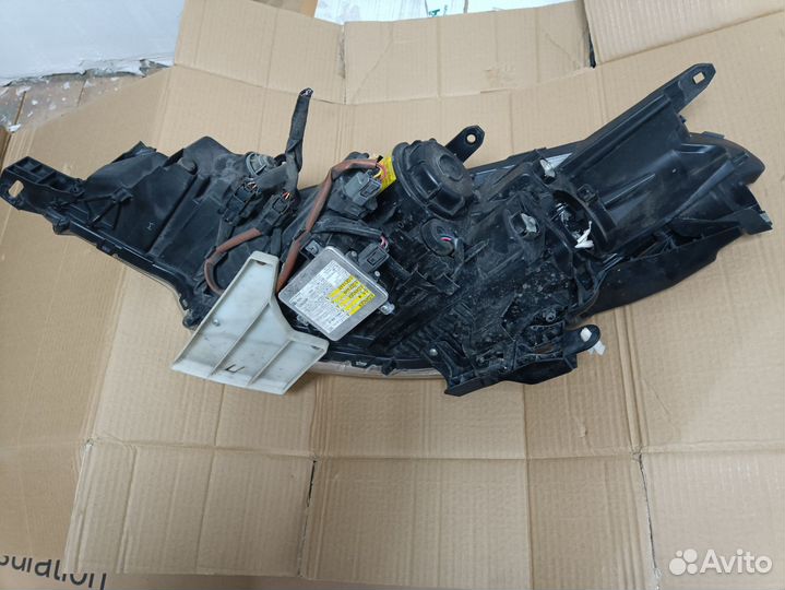 Фара Citroen c crosser, ксенон