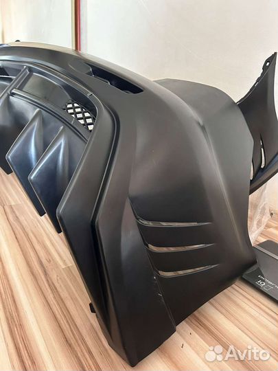 Задний бампер на mitsubishi lancer 10