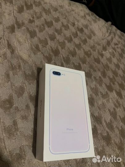 Коробка от iPhone 8plus