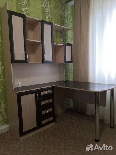 Письменный стол для школьника бу