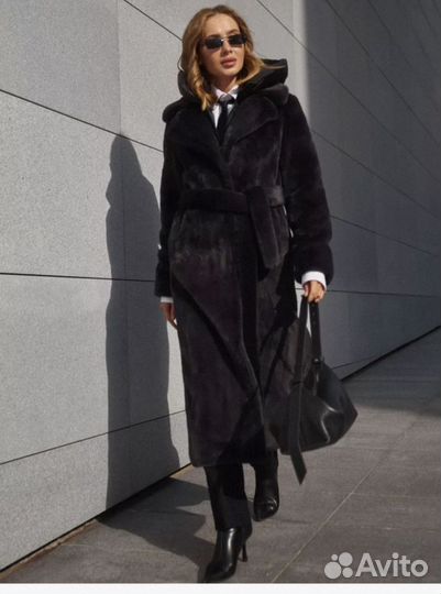 Шуба из эко меха длинная с капюшоном