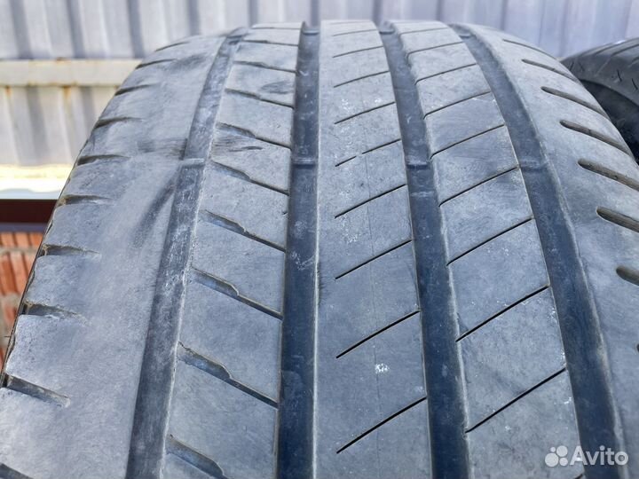 Bridgestone Alenza 001 275/45 R20 и 305/40 R20 112Y