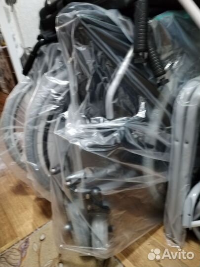 Инвалидная коляска новая