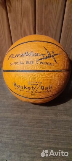 Баскетбольный мяч