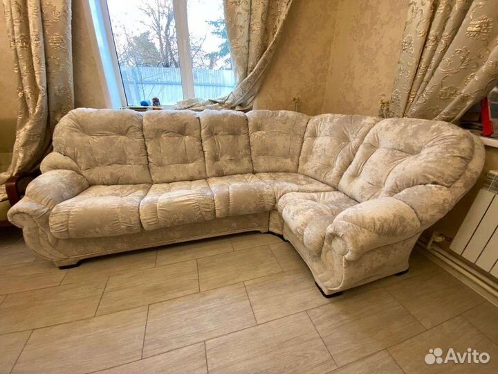 Перетяжка, ремонт мягкой мебели