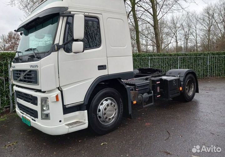 В разборке грузовик Volvo, FM 2005-2008