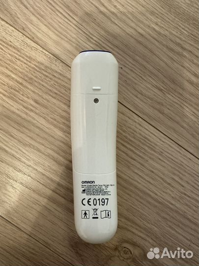 Бесконтактный градусник omron
