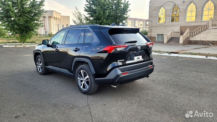 Toyota RAV4 2.5 AT, 2019, 57 000 км