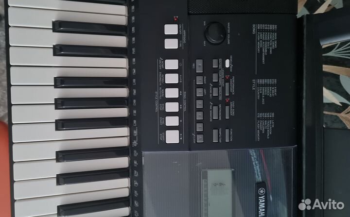 Синтезатор yamaha psr e423