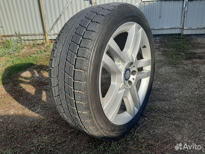 Dunlop Winter Maxx 265/45 R20