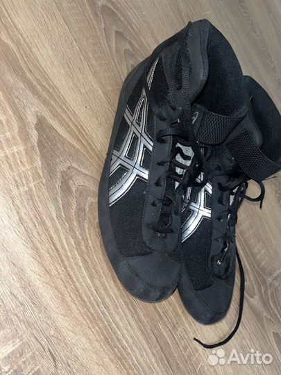 Боксёрски асикск