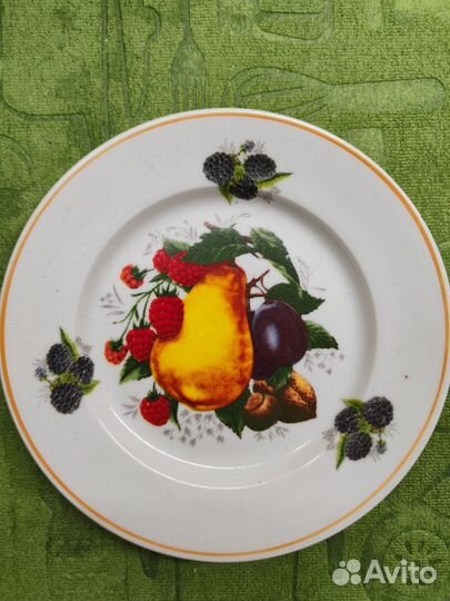 Тарелка десертная Фрукты, СССР