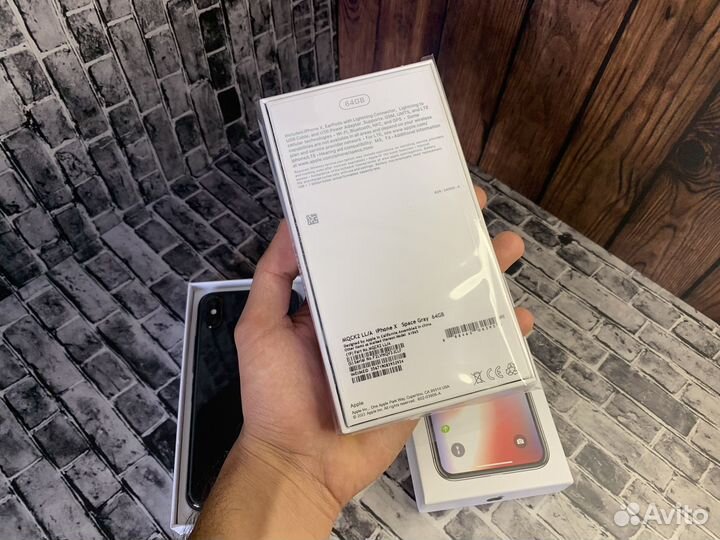 iPhone X, 64 ГБ