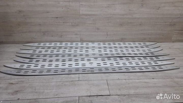 Накладка порога правая Mercedes Gl Class X 166 С