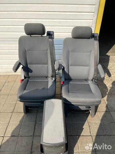 Разбор VW Transporter T5