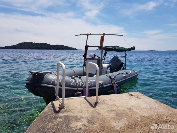 Лодка RIB Highfield Ocean Master 590