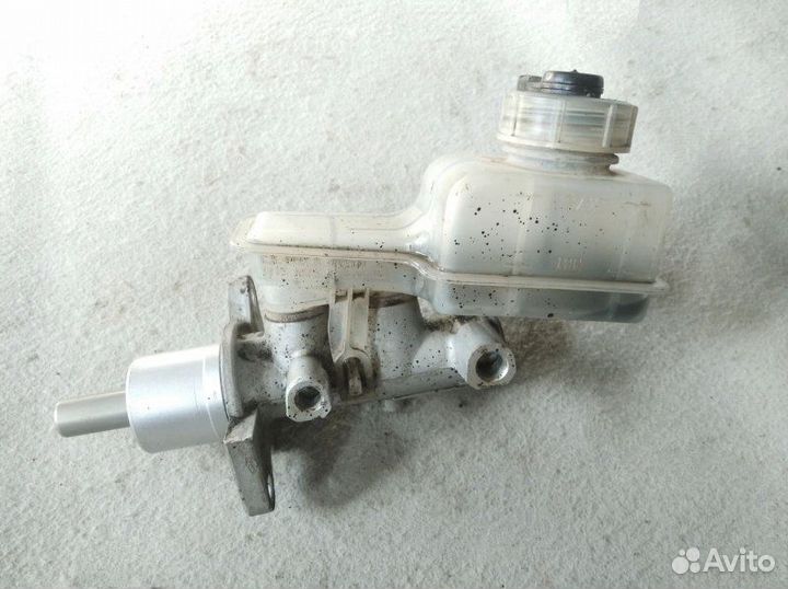 Главный тормозной цилиндр LADA Granta седан 1.6