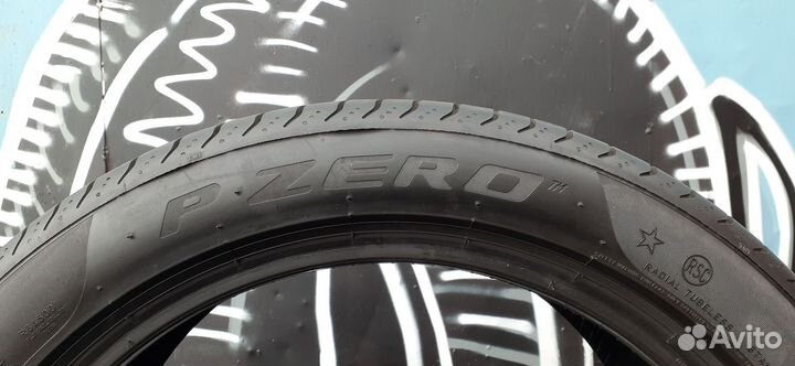 Pirelli P Zero PZ4 275/40 R19