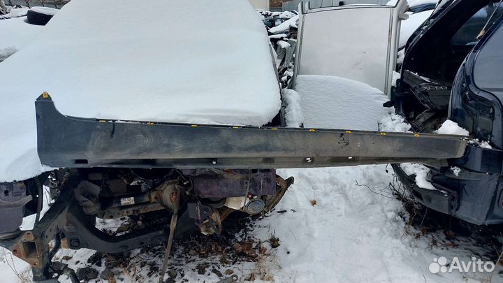 Накладка порога правая.Volvo XC90.2008г