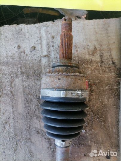 Привод передний левый Mitsubishi Pajero Pinin