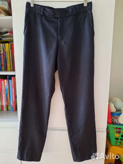 Пиджак и брюки для школы (на 10-12 лет)