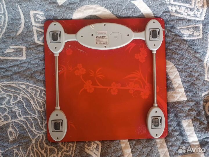 Весы напольные scarlett