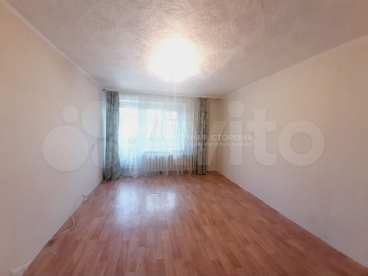 2-к. квартира, 50,2 м², 1/9 эт.