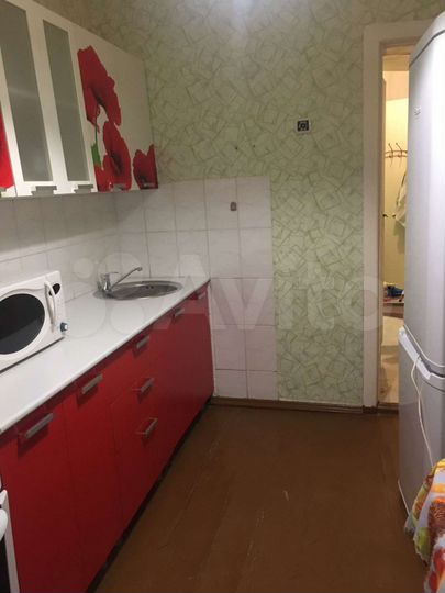 2-к. квартира, 50 м², 1/9 эт.
